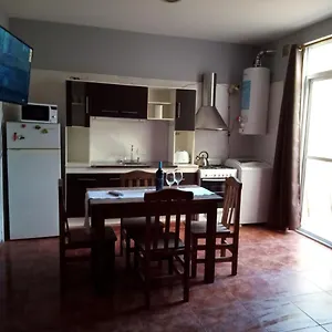 https://los-nietos-alojamientos.hotelsmendoza.com